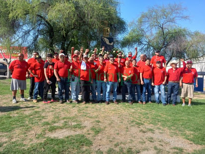 Unidad y lealtad mensaje en el día del Minero