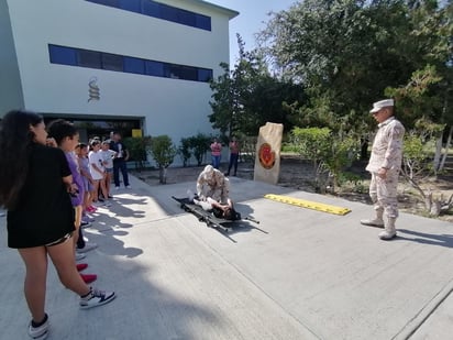 Imparten curso vacacional en ciudad Acuña