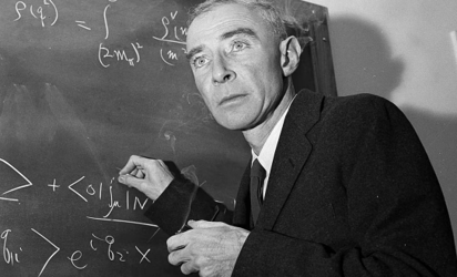 ¿Quién era Robert Oppenheimer, científico que inspiró la película de Christopher Nolan?