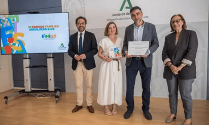 Gobierno premia a familia de 15 hijos en Andalucía; solo vive con un sueldo