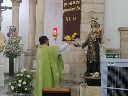 Iglesia tiene mayor afluencia por misa dominical