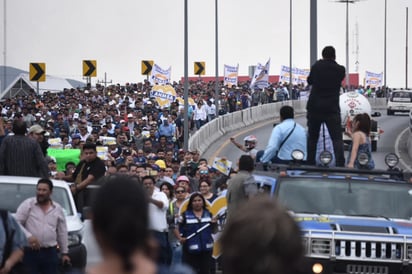 Preparan protesta obreros de AHMSA