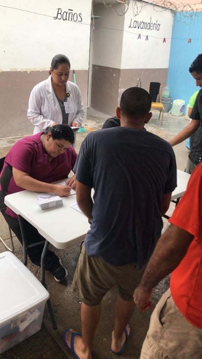 Indocumentados caen ante el fuerte calor por deshidratación