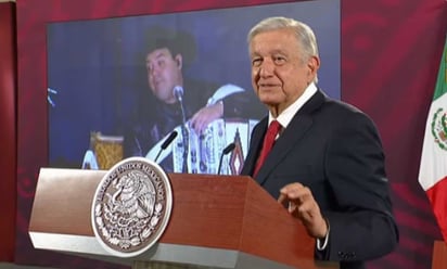 Pide AMLO a cantantes a que 'cooperen' y den permiso para que canciones sean presentadas en la mañanera