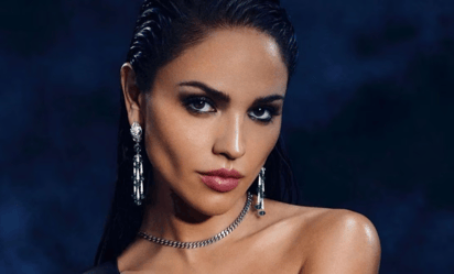 Eiza González causa furor con su bodysuit para hacer ejercicio