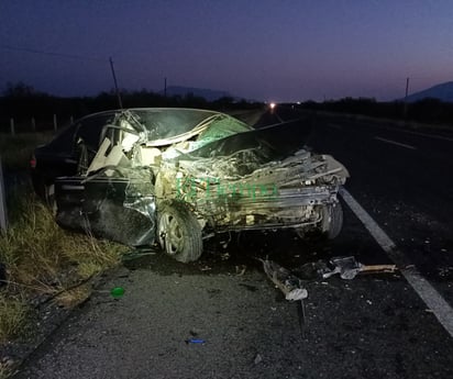 Encontronazo de auto y camioneta deja una lesionada en Castaños