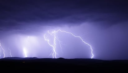 Tormentas dejan 4 desaparecidos en el este de Canadá; dos son niños