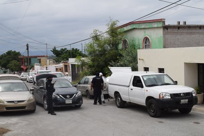 Perros devoran cadáver de persona en la colonia La Sierrita