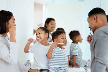 Los errores más comunes al lavarte los dientes, ¿los conoces?