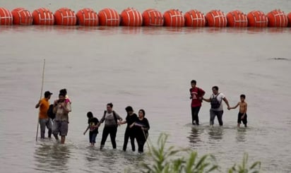 México envió dos notas diplomáticas a EU por boyas contra migrantes en el Río Bravo