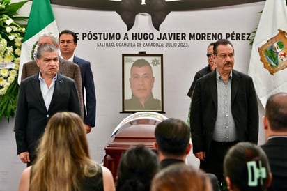 Policía caído en cumplimiento de su deber recibe homenaje póstumo 