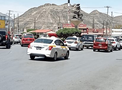 Caro el taxi a la feria de Saltillo 