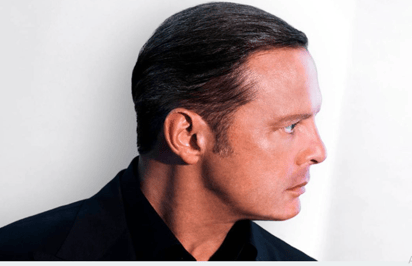 Luis Miguel arranca gira, sin disco con pareja y con sold out