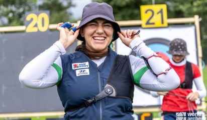 Ale Valencia y Andrea Becerra se meten a cuartos de final de tiro con arco ¡Paso de campeonas!