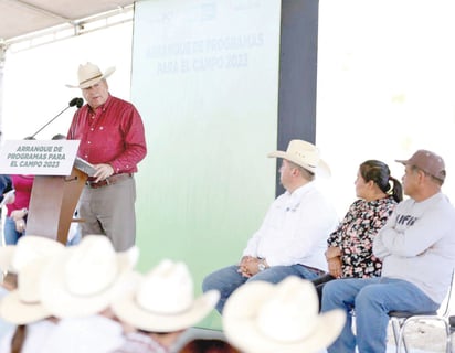 'Chema' Fraustro: Con trabajo constante apoyamos al campo saltillense