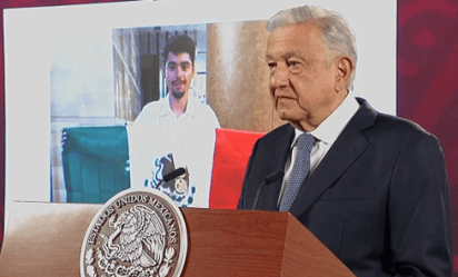 AMLO felicita a estudiantes ganadores en competencias internacionales de matemáticas