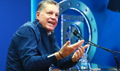 Ricardo Peláez estalla contra la directiva de Cruz Azul: “Destrozaron al equipo”