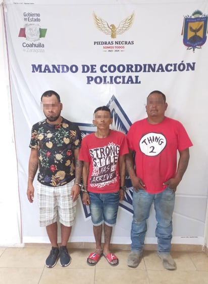 Tres sujetos detenidos por robo de un auto