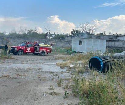 Pirómano incendia traila en la Zona Centro de Monclova