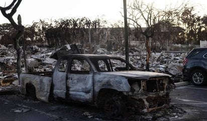 Suman 93 muertos por incendios en la isla de Maui, Hawái