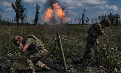 Rusia bombardea Jersón dejando 7 muertos y Ucrania lanza drones contra Bélgorod y Kursk