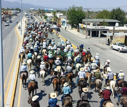 Cabalgata por el 334 aniversario de Monclova