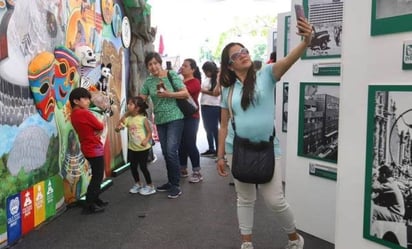 IMSS inaugura exposición fotográfica por sus 80 años