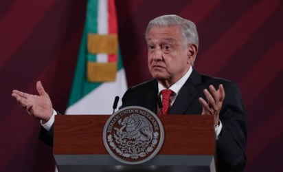 AMLO dice que acatará orden de SCJN; suspenderá distribución de libros de la SEP en Chihuahua