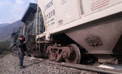 Tren le amputa pierna a un hombre que intentó ganarle el paso en Mazatlán