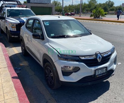 Conductora no guarda distancia y choca auto en la Guadalupe