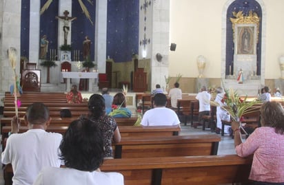 Creyentes nigropetenses luchan por conservar su fe tras abusos