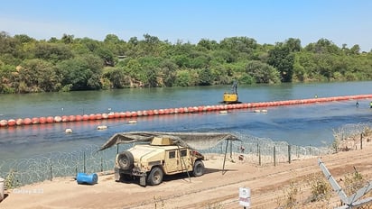 80% del muro flotante violaba el límite territorial mexicano  