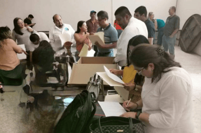 Al fin, se distribuye el fondo de ahorro a los docentes de la Sección 35 del SNTE en Torreón