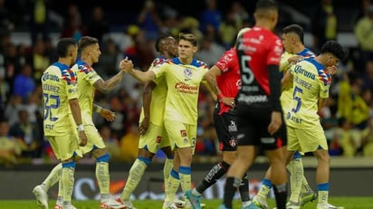 Polémico empate entre América y Atlas