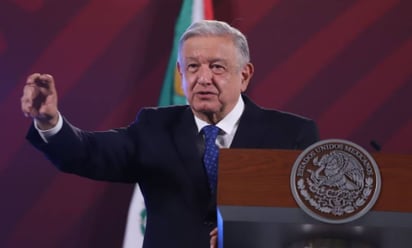 Quienes se manifiestan contra los libros de texto están desinformados y manipulados: AMLO