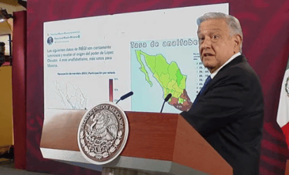 AMLO rechaza que 'a más analfabetismo, más votos para Morena'