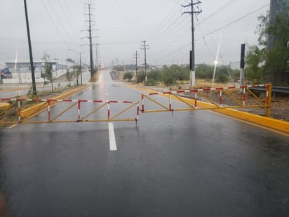 Fuertes vientos y lluvias azotan en Piedras Negras  