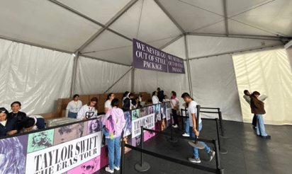 Así es el gafete VIP para concierto de Taylor Swift; reportan ágil entrega de paquetes en Foro Sol