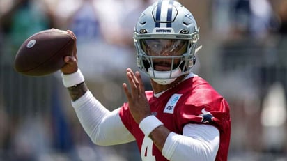 Cómo impacta a Dak Prescott la incorporación de Trey Lance a Cowboys