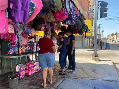 Comercios cerrarán más tarde por ventas de inicio de nuevo año