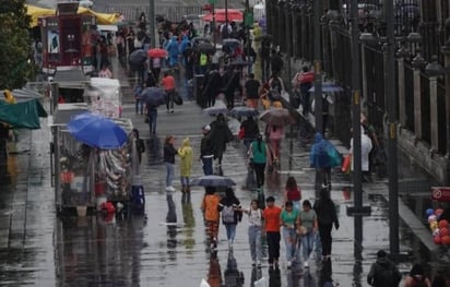 Alerta por ciclón en Quintana Roo y en otras ciudades aledañas