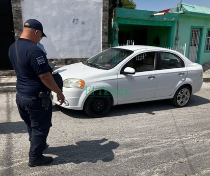 Conductores se amachan a pasar primero y chocan en la Pedregal de San Ángel