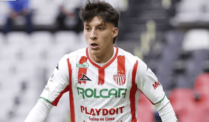 Barcelona buscaría contratar al mexicano Heriberto Jurado del Necaxa