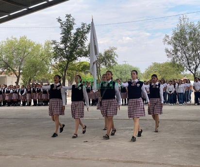 Normalistas estrenan edificio en colonia Primero de Mayo