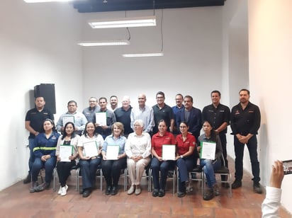 Empresas locales son reconocidas por la Sedema