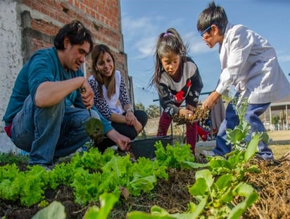 Municipio lanza taller con beneficio a familias de obreros