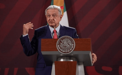 AMLO destaca trabajo coordinado con Del Mazo, tras acudir a su último informe de gobierno