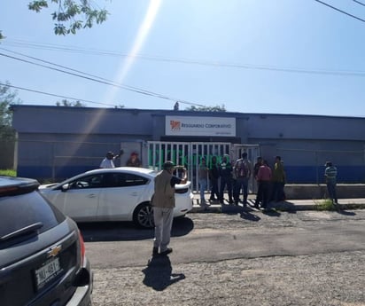 Paga AHMSA un 'cuarto de quincena' a algunos empleados de confianza