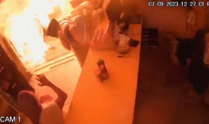 VIDEO: Explota tanque de gas en mercado de Morelia, Michoacán; hay 10 personas lesionadas