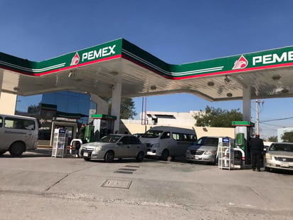 Vehículos dañados por gasolina adulterada en Monclova 